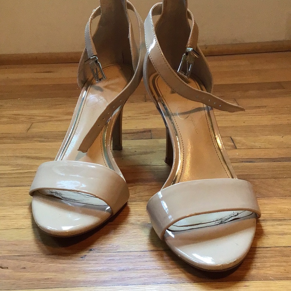 Jessica Simpson womens heels nude patent leather